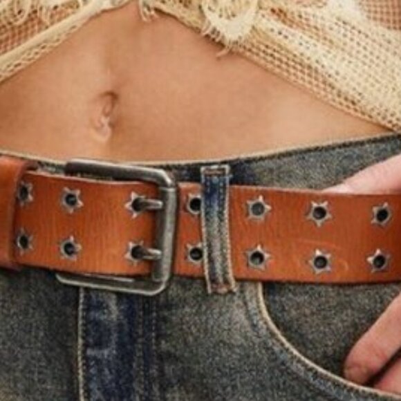 Free People Star Belt VIRGO Grommet Leather Color: Cognac M/L NWOT - Picture 1 of 9